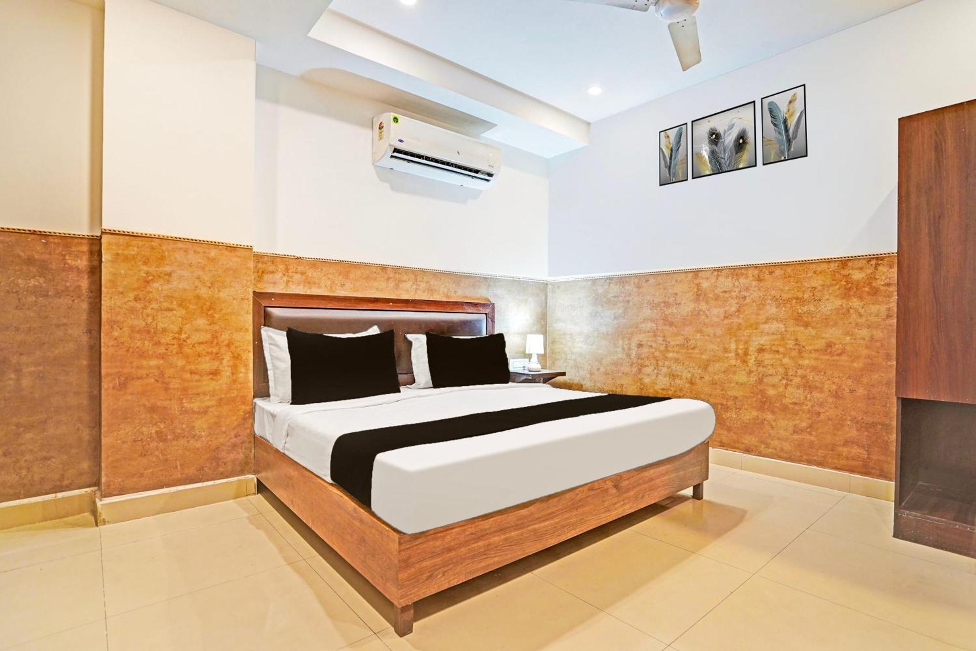 Collection O Tilak Nagar Near Pacific Mall Δελχί Εξωτερικό φωτογραφία