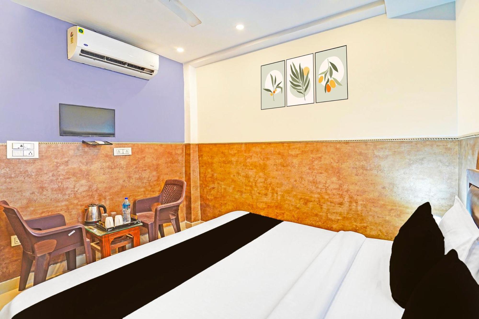 Collection O Tilak Nagar Near Pacific Mall Δελχί Εξωτερικό φωτογραφία