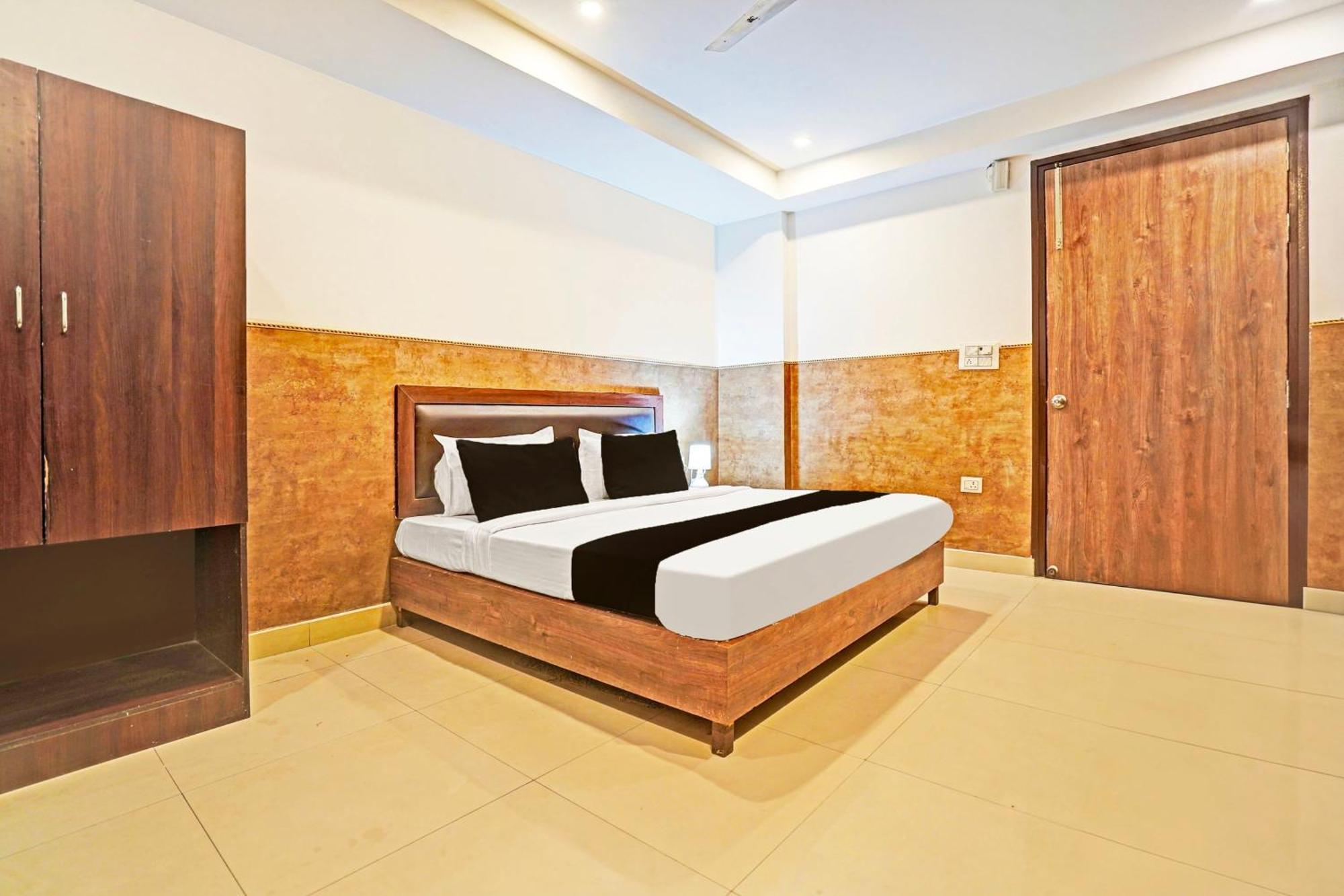 Collection O Tilak Nagar Near Pacific Mall Δελχί Εξωτερικό φωτογραφία