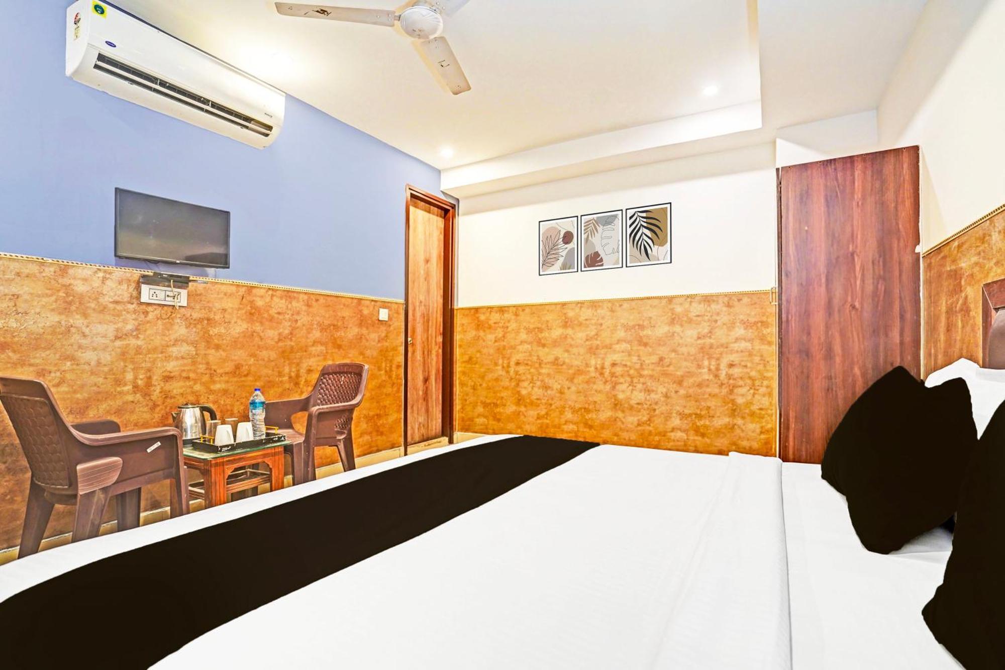 Collection O Tilak Nagar Near Pacific Mall Δελχί Εξωτερικό φωτογραφία